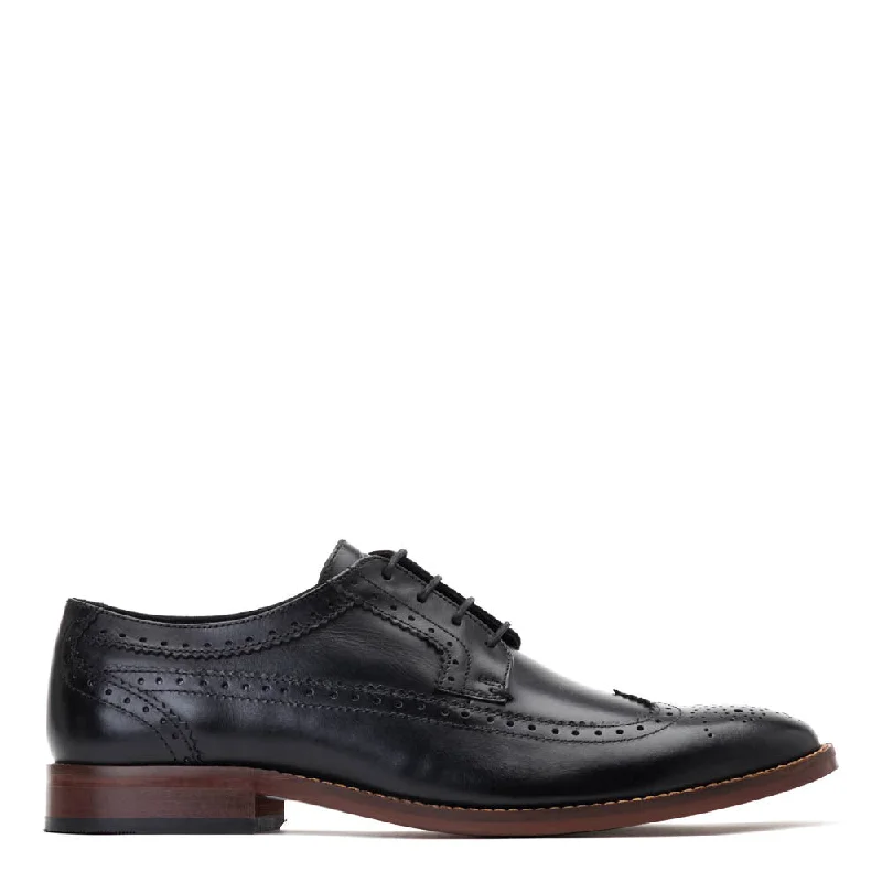 Twain Waxy Brogue Shoes